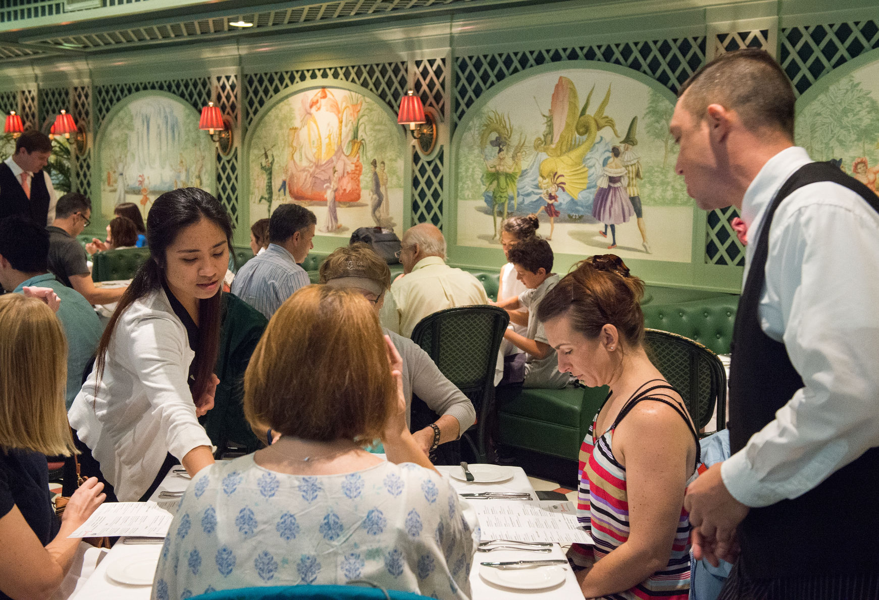 brennan's-interns-021.JPG